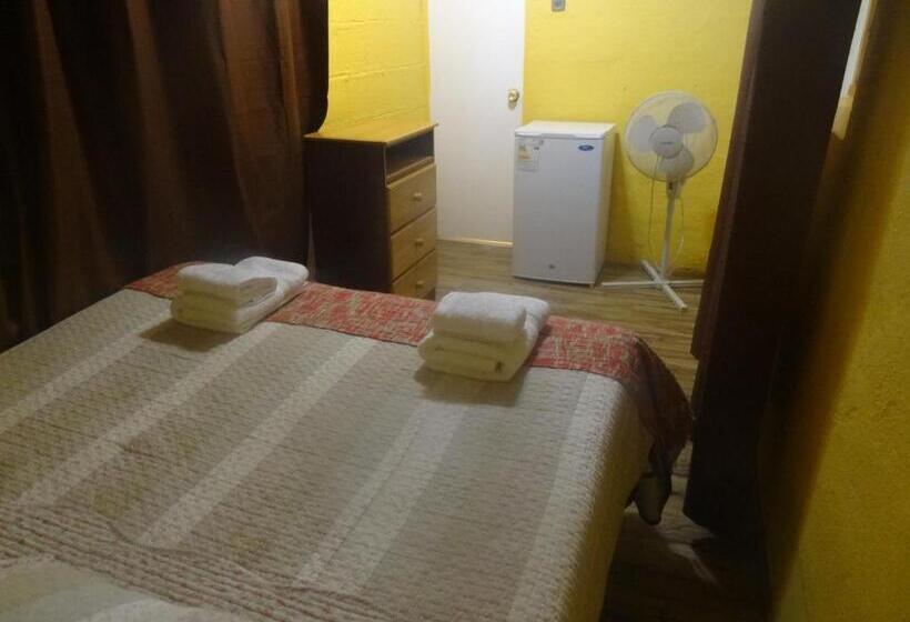 이코노미 룸, Hostal Kirckir