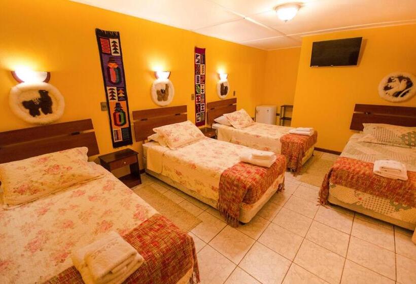 家庭间, Hostal Kirckir