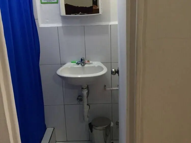 Habitación Estándar, Hostal Latina