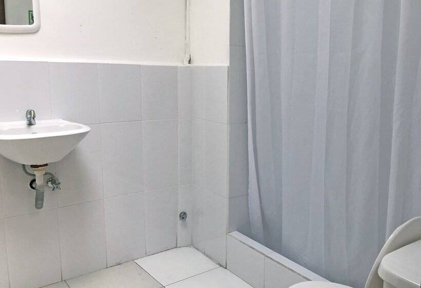 Номер Стандарт, Hostal Latina