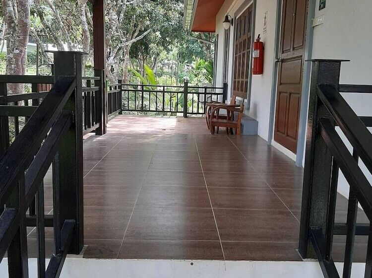 Семейный Номер, Buraphat Resort