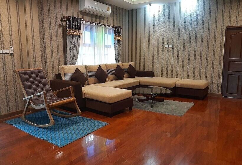 Семейный Номер, Buraphat Resort