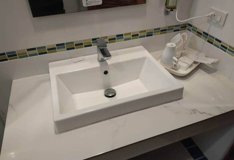 Номер Deluxe, Buraphat Resort