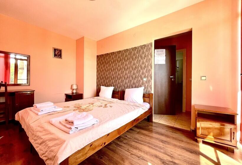 标准间带山景, Family Hotel Carpe Diem