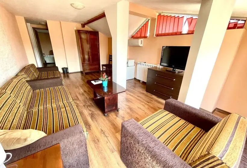 ２ベッドルームのコンフォートアパートメント, Family Hotel Carpe Diem