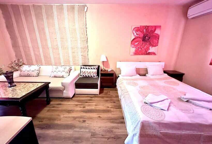 Номер Deluxe Вид на Горы, Family Hotel Carpe Diem