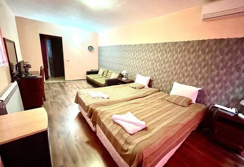 带山景的复式房间, Family Hotel Carpe Diem