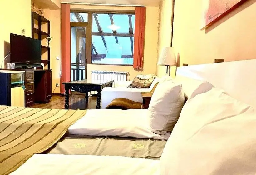 マウンテンビューデラックスルーム, Family Hotel Carpe Diem