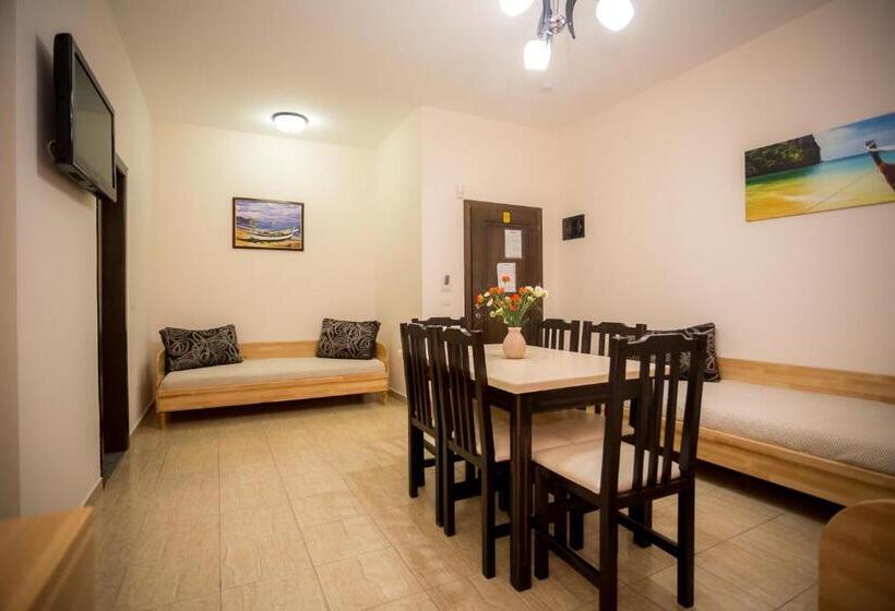 Appartement 1 Chambre avec Balcon, Albania