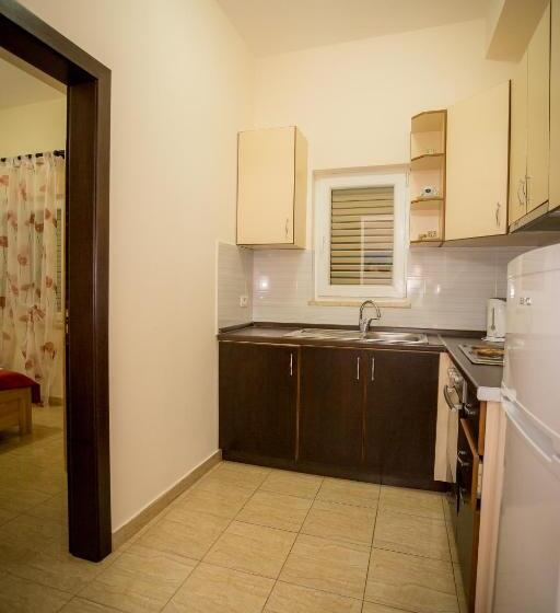 Appartement 1 Chambre avec Balcon, Albania