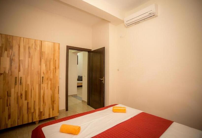 Appartement 1 Chambre avec Balcon, Albania