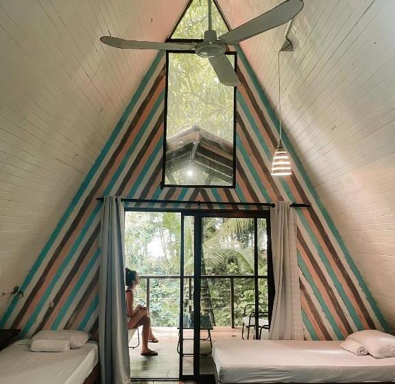 家庭洋房, Calala Lodge