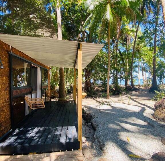 海の見えるスタンダードスタジオ, Calala Lodge