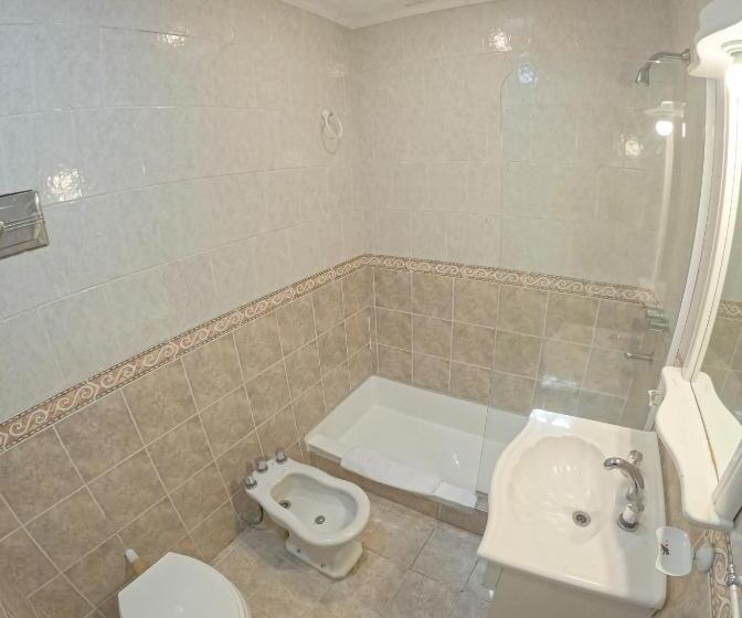 标准工作室, Descanso Las Tres Marias Apart