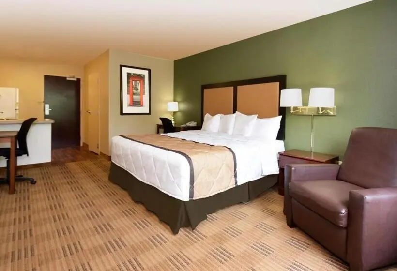 キングサイドベッドのスタンダードワンルーム, Extended Stay America Suites Charleston Mt Pleasant