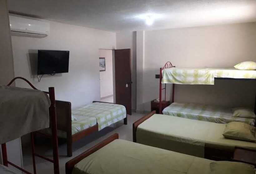 חדר סטנדרט, Granada Inn