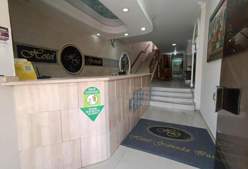 اتاق استاندارد سه نفره, Granada Inn
