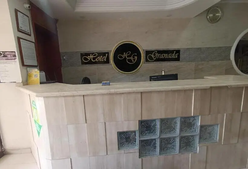ファミリールーム, Granada Inn