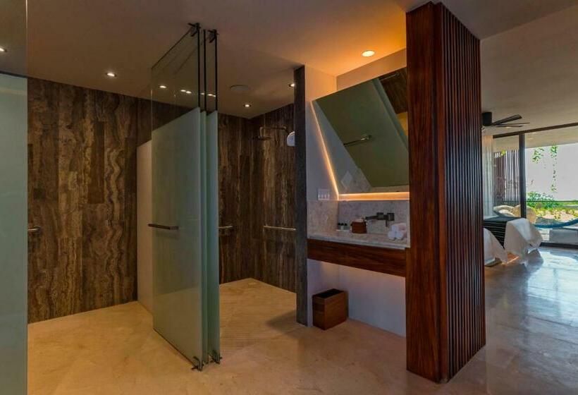 חדר סטנדרט נוף לים עם מרפסת, Solaz, A Luxury Collection Resort, Los Cabos