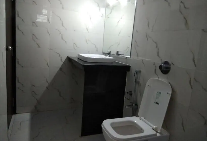 Habitació Estàndard, Swati