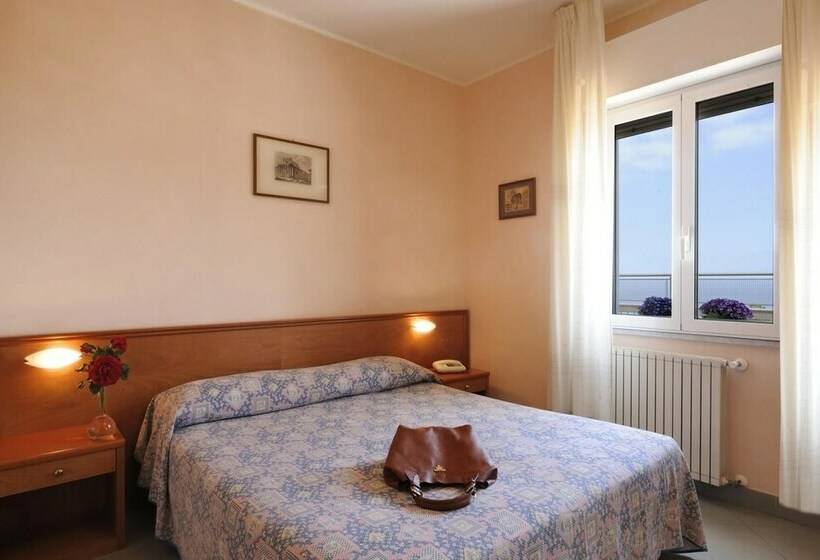 Номер Стандарт, Tritone