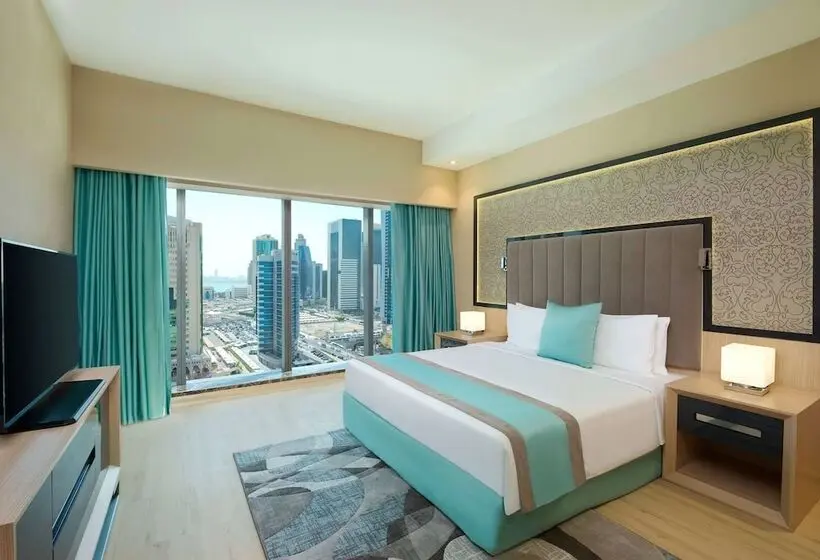 1 Bedroom Apartment City View, Wyndham Doha West Bay