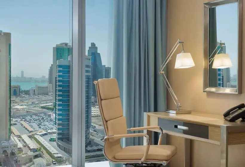 اتاق لوکس با چشم‌انداز دریا, Wyndham Doha West Bay