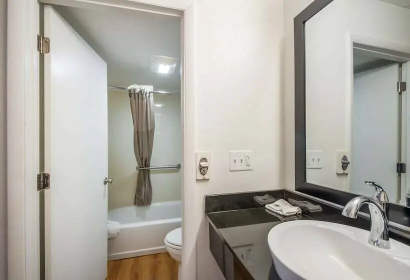 ２ダブルベッドのスタンダードルーム, Motel 6odenton, Md  Fort Meade