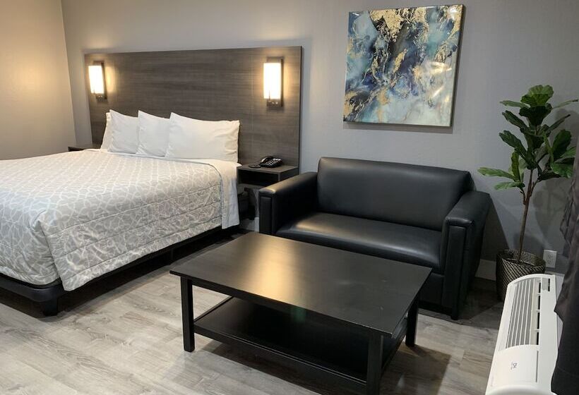 غرفة ديلوكس, Sakura Inn