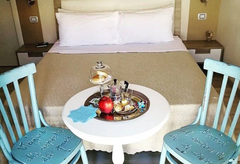 Номер Стандарт, Donna Melina