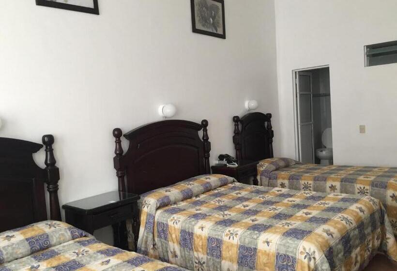 Семейный Номер, De Los Baños