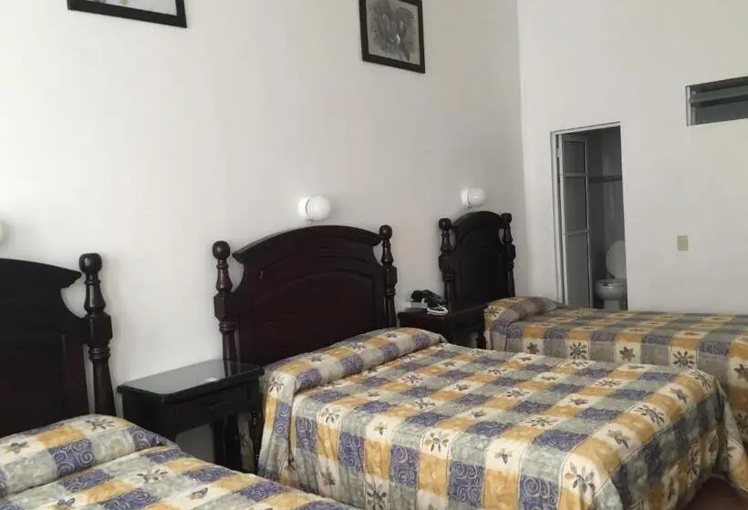 ファミリールーム, De Los Baños