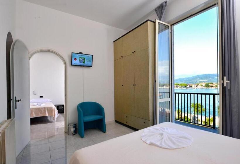 חדר סטנדרט לארבעה נוף לים, Garden Bocca Di Magra