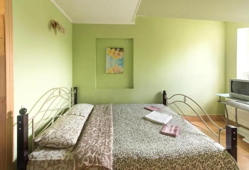 Comfort Kolmen Hengen Huone, Inter