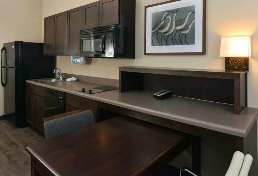 スタンダードスタジオ, Legacy Suites Donaldsonville St. James