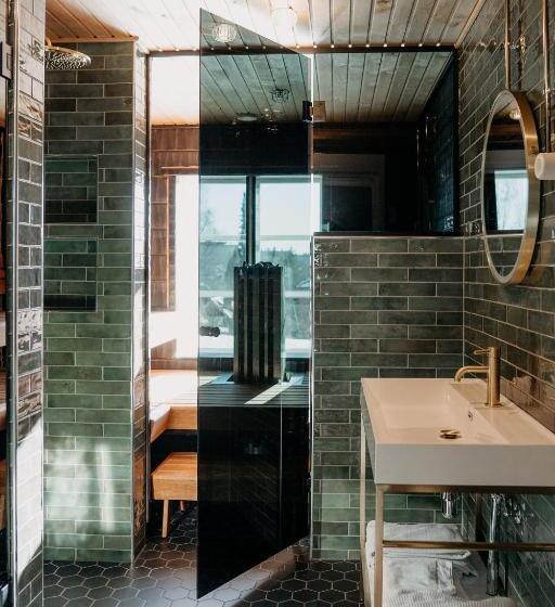 Люкс, Lillan Hotel & Kök