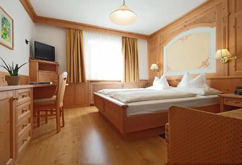 اتاق استاندارد با چشم‌انداز باغ, Mountain B&b   La Scalira