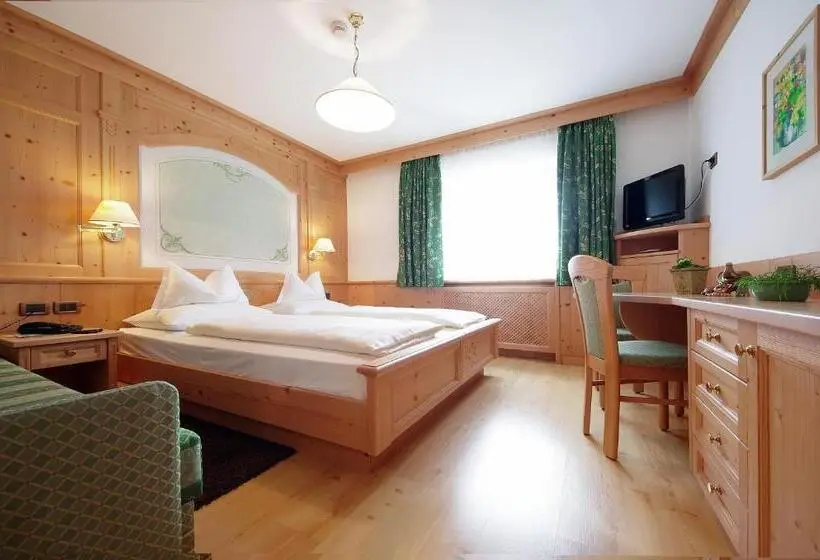 اتاق استاندارد با چشم‌انداز باغ, Mountain B&b   La Scalira