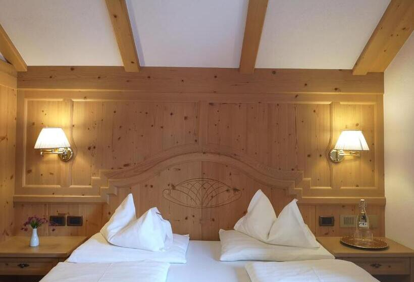 اتاق عادی, Mountain B&b La Scalira