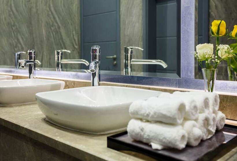 Президентский Люкс, Warwick Hotel Jeddah