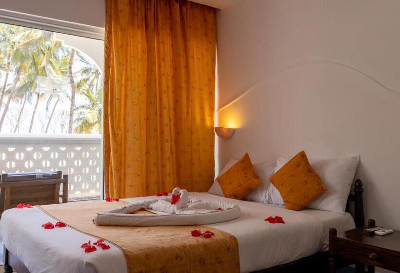 Deluxe Room Sea View, Sun N Sand Beach Resort