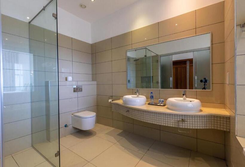 1 Bedroom Apartment Sea View, Sun N Sand Beach Resort