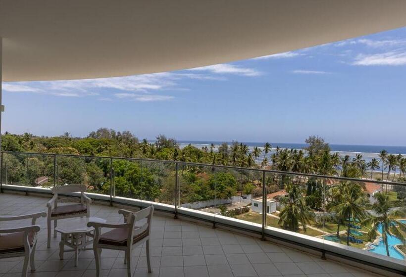 1 Bedroom Superior Apartment, Sun N Sand Beach Resort
