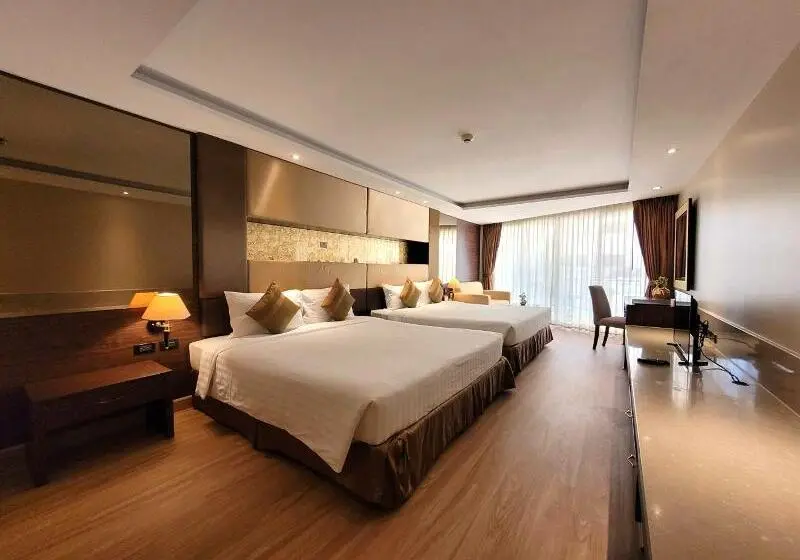 デラックスルーム, Warwick Hotel Jeddah