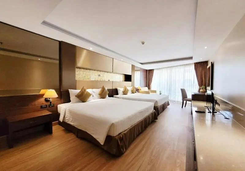 デラックスルーム, Warwick Hotel Jeddah