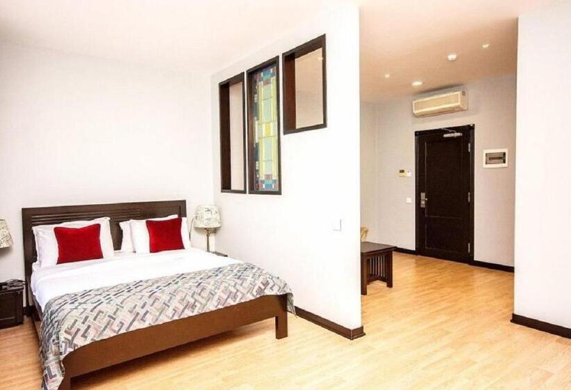 اتاق لوکس با بالکن, Vitrage