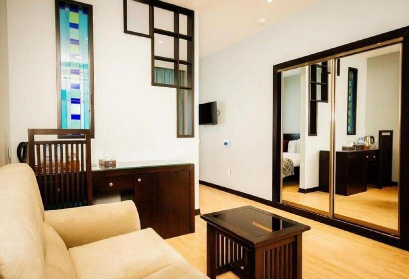 اتاق لوکس با بالکن, Vitrage