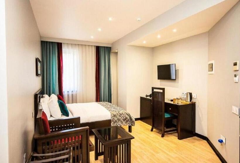 اتاق لوکس با بالکن, Vitrage