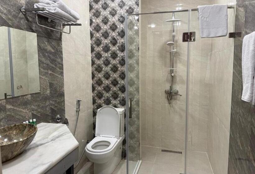 اتاق خانوادگی, Vitrage