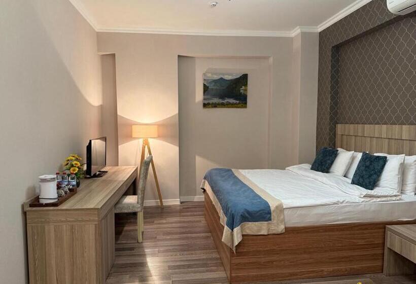 اتاق خانوادگی, Vitrage